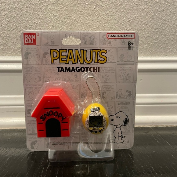 Tamagotchi Peanuts Nano
Figure - Picture 2 of 16